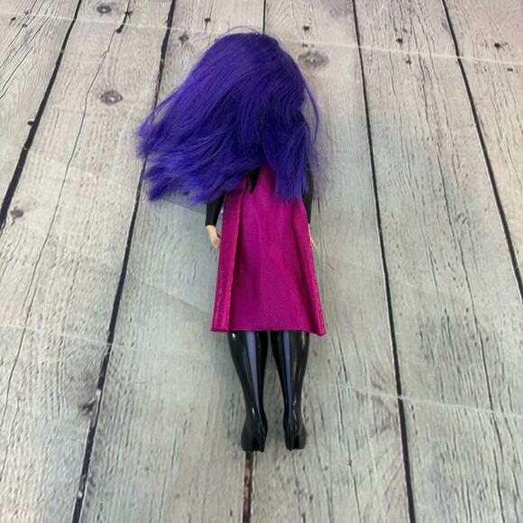 DC Super Hero Girls Zatanna Doll - Picture 3 of 4